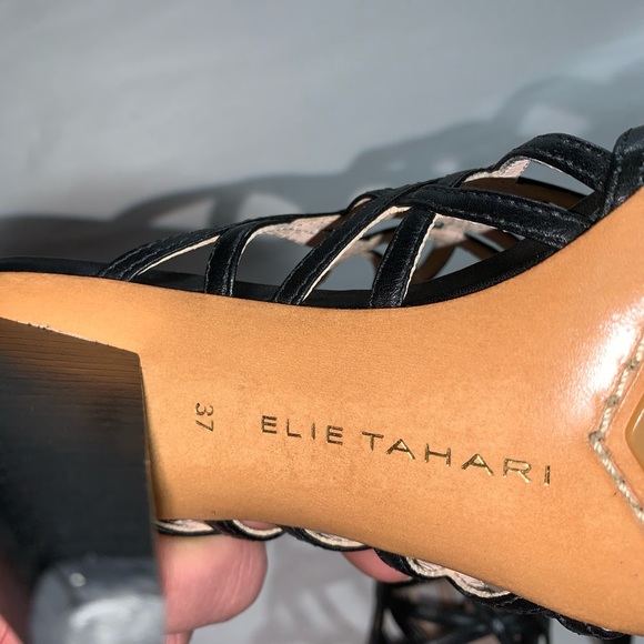 NWOB size 37 ELIE TAHARI black leather caged heels - Picture 2 of 6
